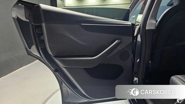 Tesla Model Y id 4700597 из Кореи 17