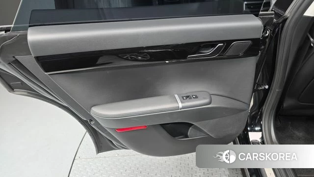 Hyundai Grandeur Hybrid (GN7) id 4480573 из Кореи 17