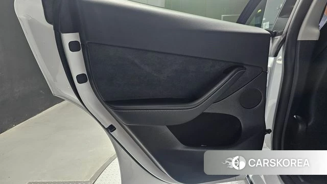Tesla Model Y id 4762876 из Кореи 17