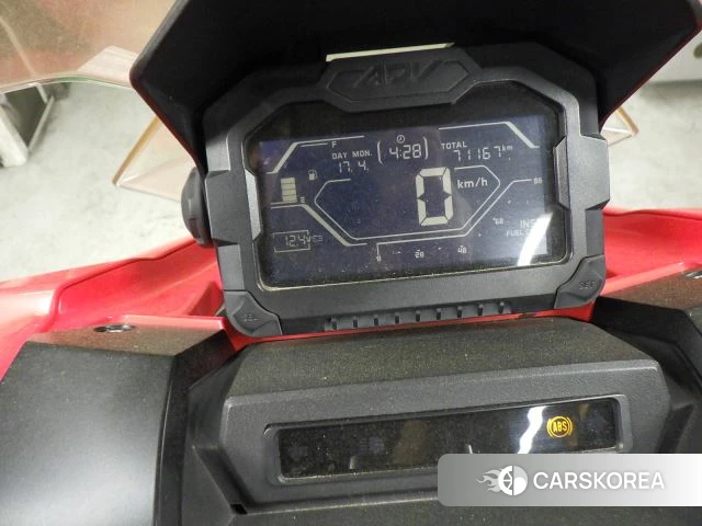 Проданный Honda ADV150 id 4200518 из Японии, фото 17