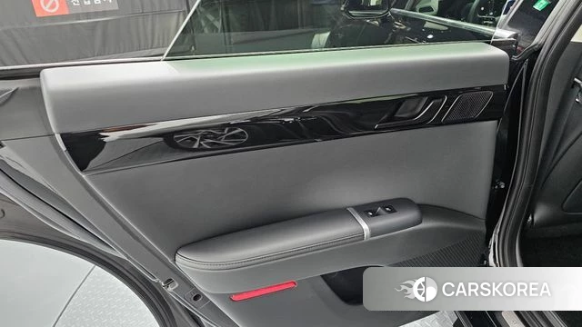 Hyundai Grandeur Hybrid (GN7) id 4617692 из Кореи 17