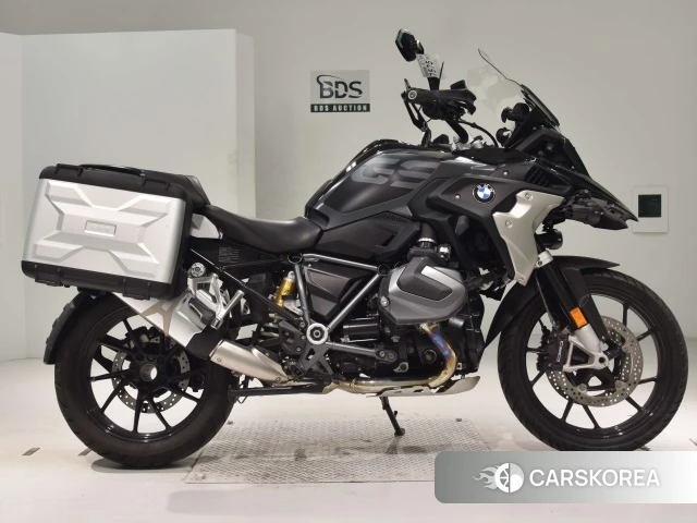 Проданный BMW R1250GS 2021 из Японии