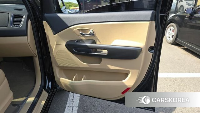 Kia The New Carnival id 4245601 из Кореи 17