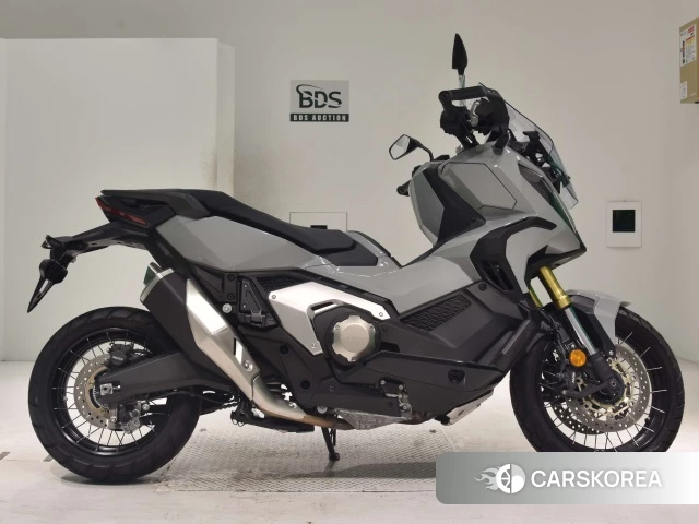 Проданный Honda X-ADV 750 2023 из Японии