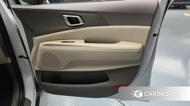 Kia The New Carnival 4th Generation id 4291839 из Кореи 17