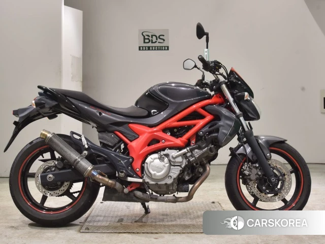 Проданный Suzuki GLADIUS 400 2014 из Японии
