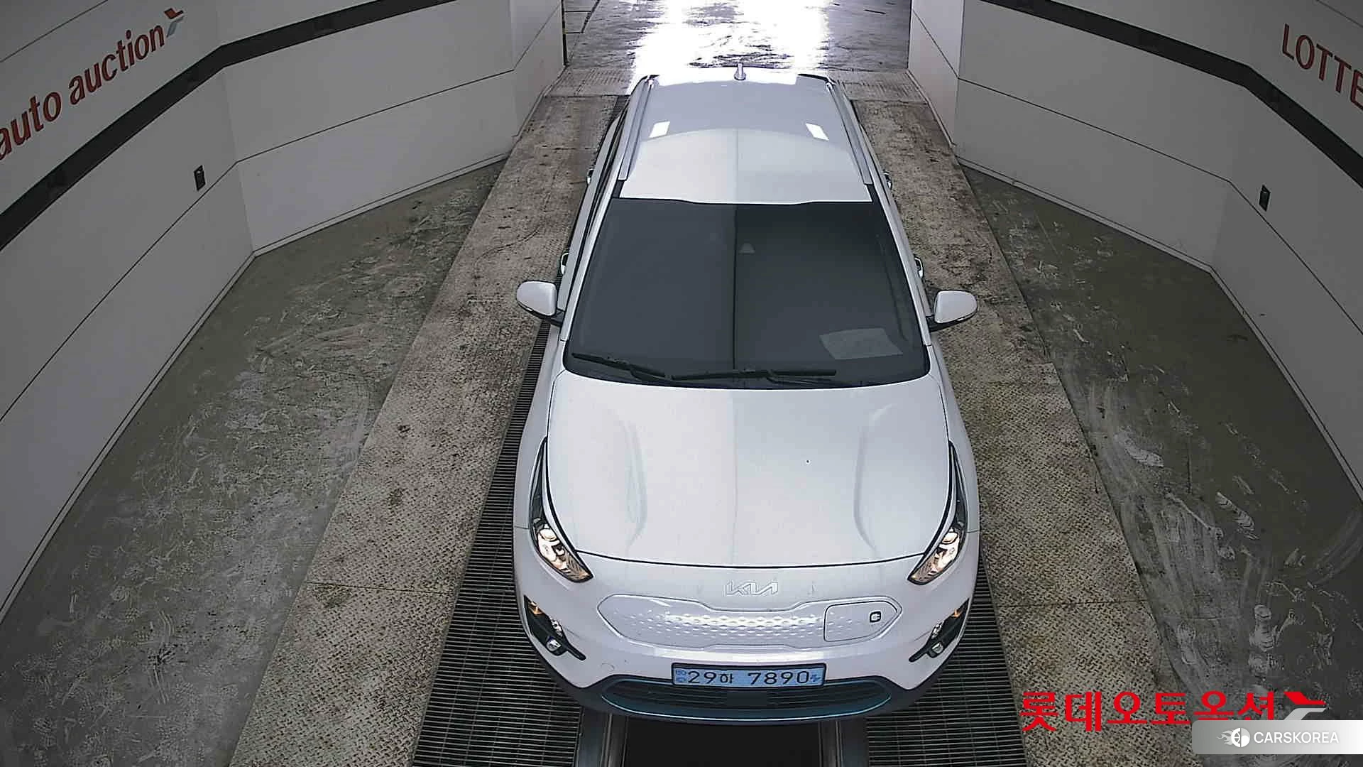 Kia Niro EV id 3888432 из Кореи 17