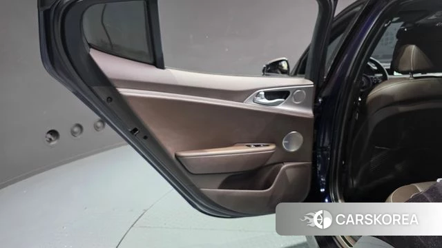 Kia Stinger id 4520442 из Кореи 17