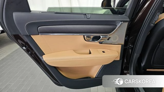 Volvo V90 Cross-Country id 4502457 из Кореи 17