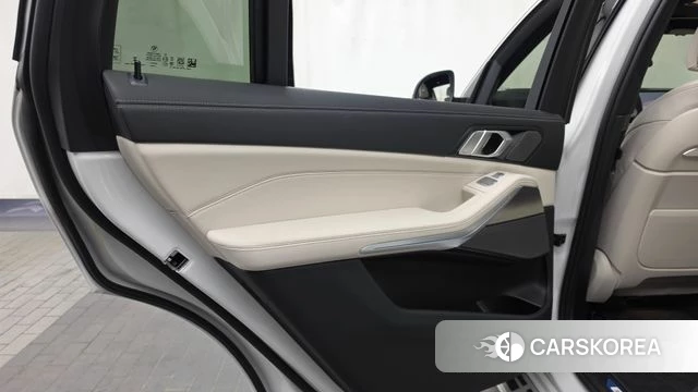 BMW X7 (G07) id 4686503 из Кореи 17