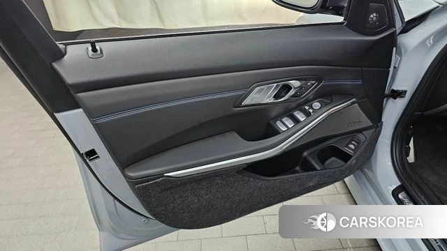 BMW 3 Series (G20) id 4527884 из Кореи 17
