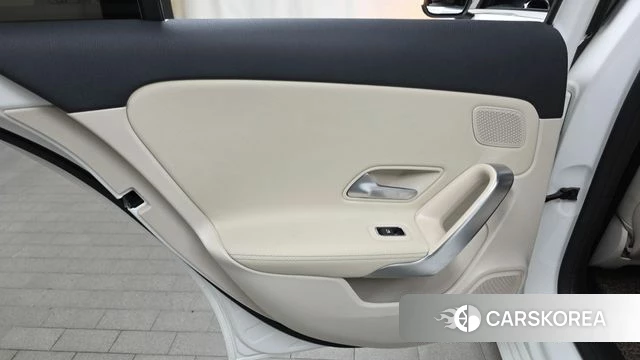 Mercedes-Benz A-Class W177 id 4383613 из Кореи 17