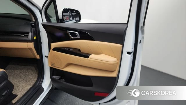 Kia Carnival 4th generation id 4243796 из Кореи 17