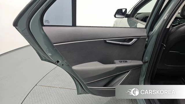 Kia Di Ol Nu Niro id 4408846 из Кореи 17