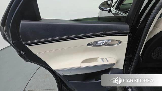 Genesis GV70 id 4231876 из Кореи 17