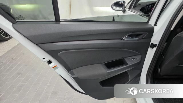 Volkswagen Golf 8th Generation id 4701942 из Кореи 17