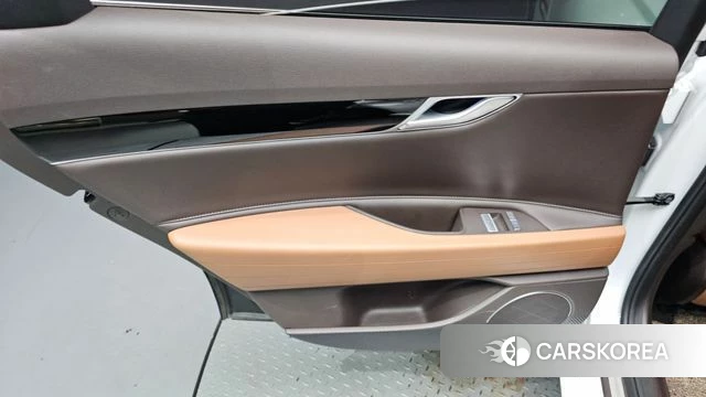 Genesis G80 (RG3) id 4293548 из Кореи 17