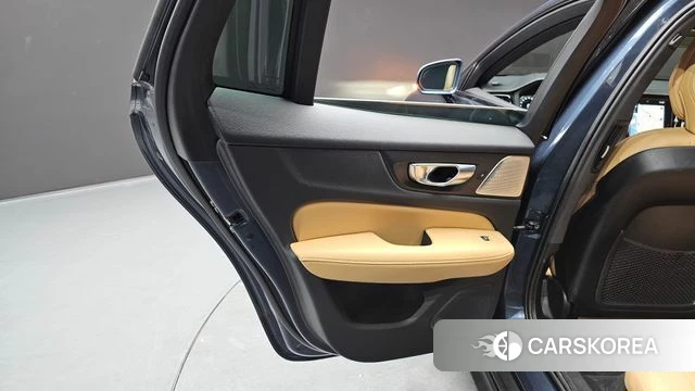 Volvo V60 Cross-Country 2nd Generation id 4518963 из Кореи 17