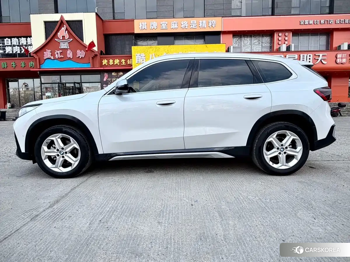 BMW X1 id 4578265 из Китая 17