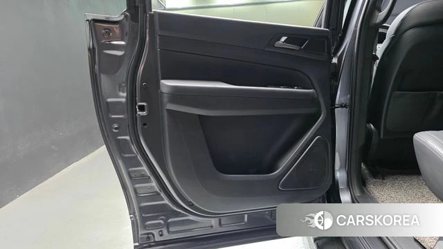Ssangyong Rexton Sports Cannes id 4717518 из Кореи 17