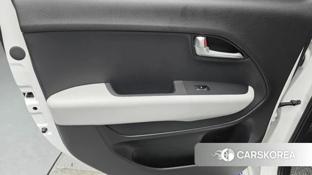 Kia The New Kia Ray id 4578781 из Кореи 17