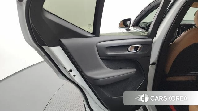 Volvo XC40 id 4338819 из Кореи 17
