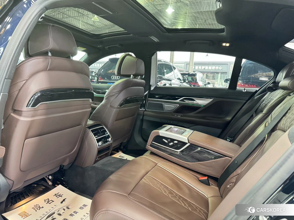 BMW 7 series id 4473403 из Китая 17