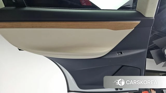 Tesla Model X id 4496597 из Кореи 17