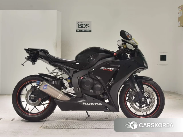 Проданный Honda CBR1000RR 2013 из Японии