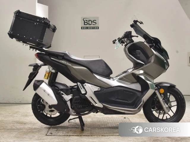 Проданный Honda ADV150 2019 из Японии, фото 2
