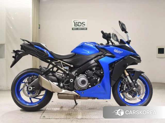 Проданный Suzuki GSX-S1000GT 2022 из Японии