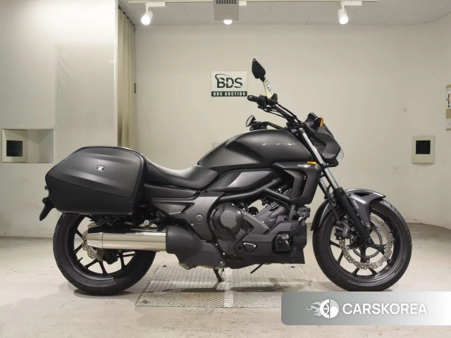 Проданный Honda CTX700N DCT 2013 из Японии
