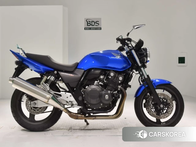Проданный Honda CB400SF 2010 из Японии