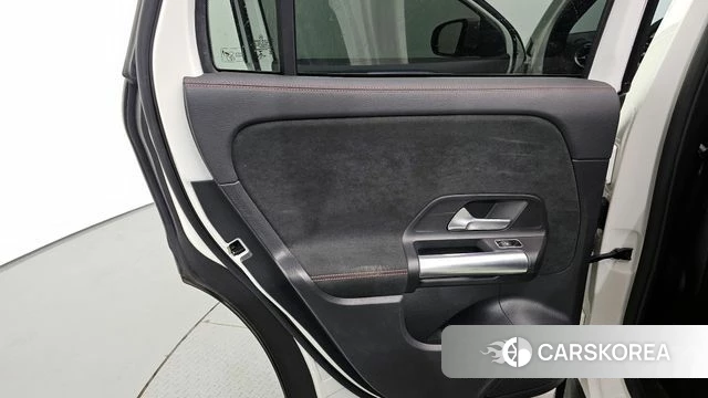Mercedes-Benz GLA - Class H247 id 4284337 из Кореи 17