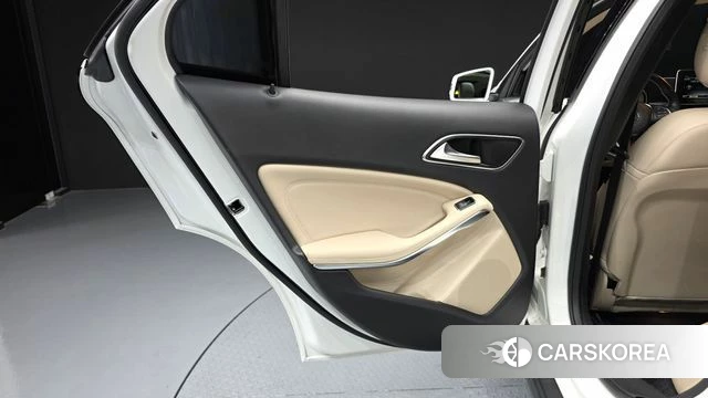 Mercedes-Benz GLA-Class X156 id 4331413 из Кореи 17