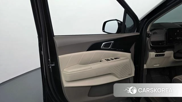 Kia The New Carnival 4th Generation id 4686872 из Кореи 17