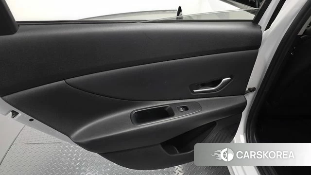 Hyundai Avante Hybrid (CN7) id 4202395 из Кореи 17