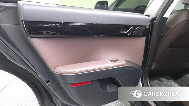 Hyundai Grandeur (GN7) id 4480483 из Кореи 17