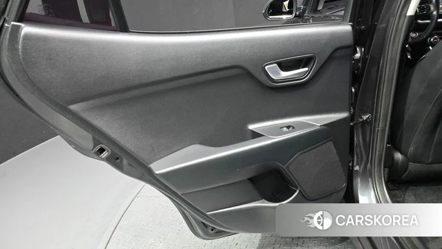 Kia Stonic id 4318272 из Кореи 17