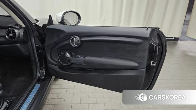Mini Cooper id 4671643 из Кореи 17