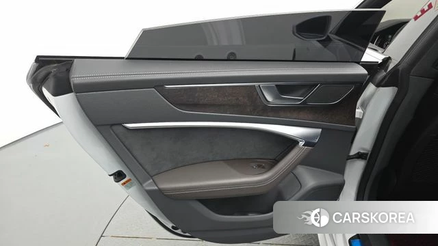 Audi A7 (4K) id 4758868 из Кореи 17