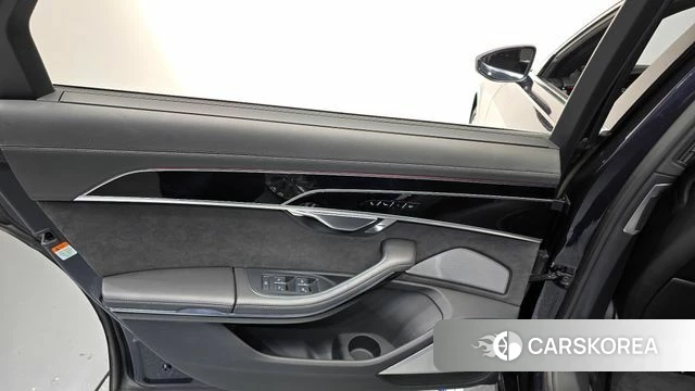 Audi A8 (D5) id 4446402 из Кореи 17