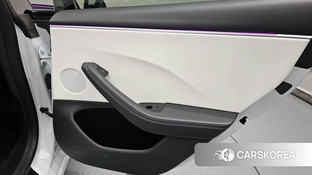 Tesla Model 3 id 4499780 из Кореи 17