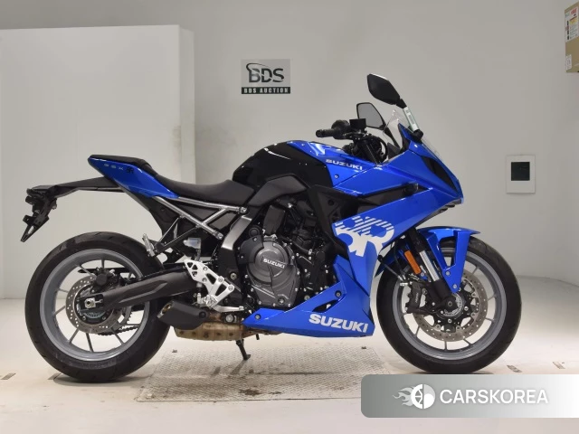 Проданный Suzuki GSX-8R id 4100883 из Японии