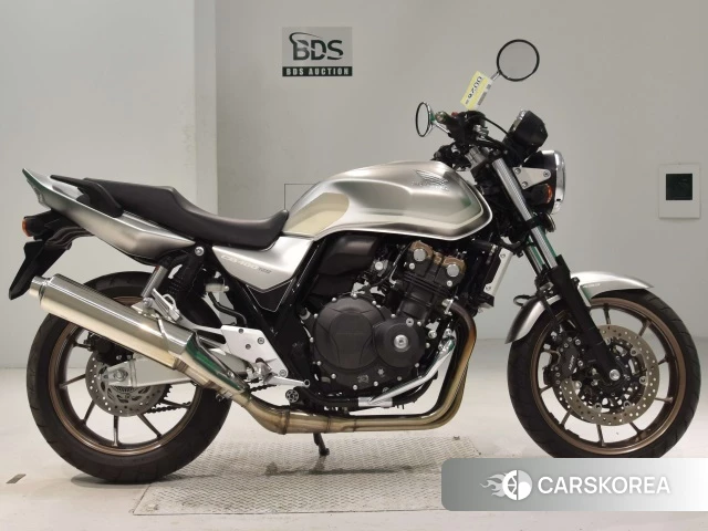Проданный Honda CB400SF ABS 2020 из Японии