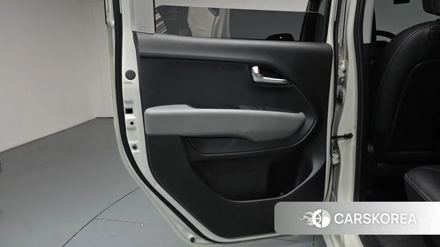 Kia The New Kia Ray EV id 4686907 из Кореи 16