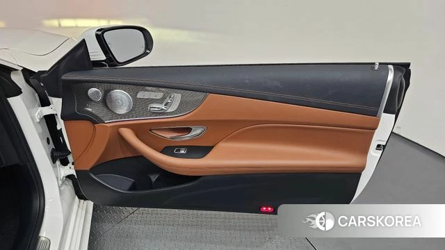 Mercedes-Benz E-Class W213 id 4647845 из Кореи 17