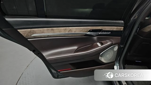 Genesis G90 id 4344869 из Кореи 17