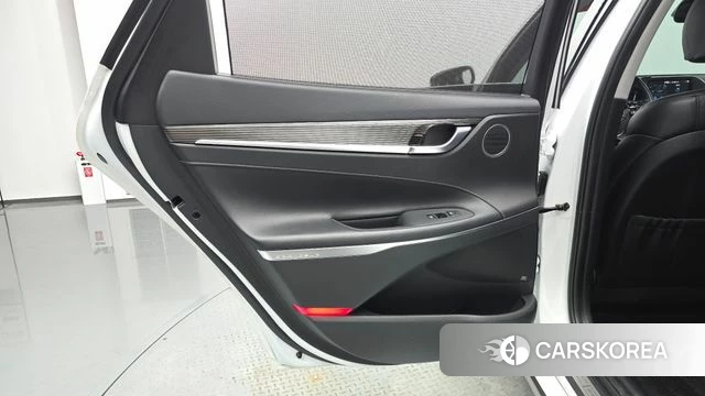 Hyundai Grandeur IG Hybrid id 4637961 из Кореи 17