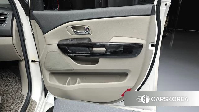 Kia The New Carnival id 4713045 из Кореи 17
